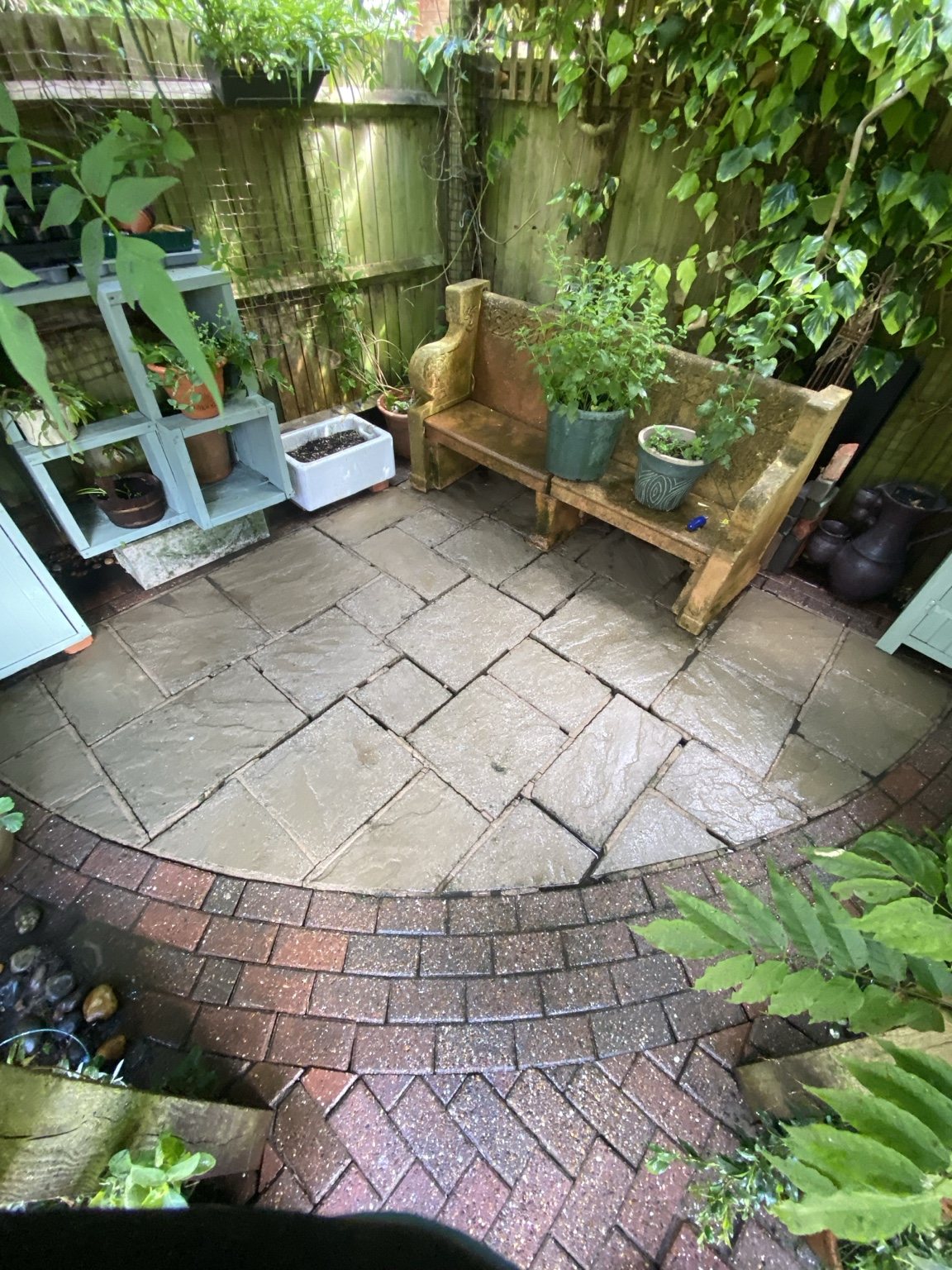 Completed exterior cleaning result